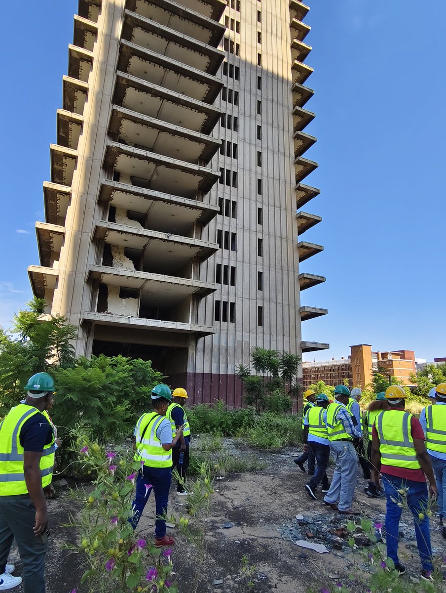 CityTshwane's tweet photo. Schubart Park is set to rise from its ruins! MMC for Corporate and Shared Services @kholofeloMorodi officially handed Schubart Park this morning  to the Tsoseletso Consortium for its rebirth &amp; transformation  into the #WestCapitalDevelopment project. https://t.co/NX0AdqO5zn