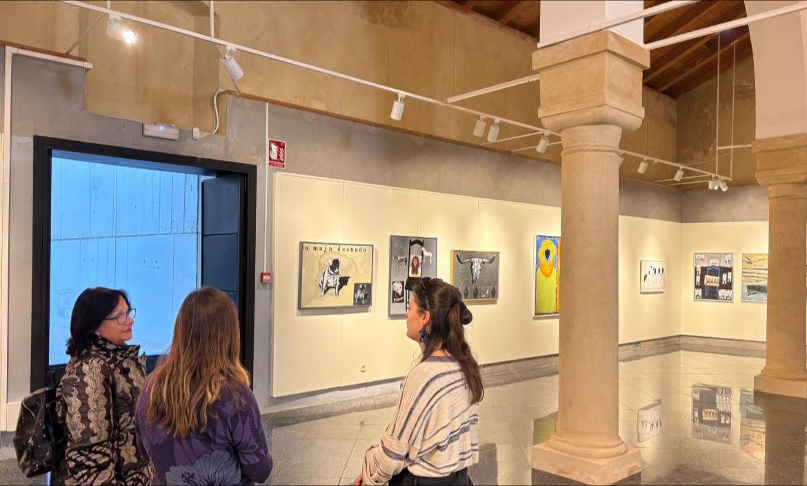 Proyecto GEMO. Género y movilidades. (@proyectogemo) on Twitter photo 📰 Visitando el Centro Cultural La Almona de Dos Hermanas #Sevilla para planificar una nueva actividad de <a href="/proyectogemo/">Proyecto GEMO. Género y movilidades.</a> 🗓️ 💭💡
😲 ¿Qué se traen entre manos estas mujeres? 🧐 🗞️Noticias… Próximamente‼️
#proyectogemo #difusioncultural #cienciaabierta 📰 Visitando el Centro Cultural La Almona de Dos Hermanas #Sevilla para planificar una nueva actividad de <a href="/proyectogemo/">Proyecto GEMO. Género y movilidades.</a> 🗓️ 💭💡
😲 ¿Qué se traen entre manos estas mujeres? 🧐 🗞️Noticias… Próximamente‼️
#proyectogemo #difusioncultural #cienciaabierta