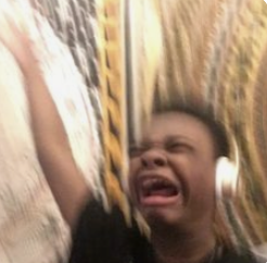 maartablazz's tweet photo. todos mis moods mientras escucho san jorge @Recycled_J https://t.co/auwpLjstxi
