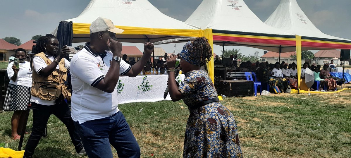 The Minister of State for Microfinance Hon <a href="/HonKyeyune/">Hon. Haruna Kyeyune Kasolo</a> has arrived at Kasambya playground in Kyotera TC to launch the Tarehe Sita activities which will include General cleaning of the towns of Kalisizo, Mutukula &amp; Kyotera respectively.