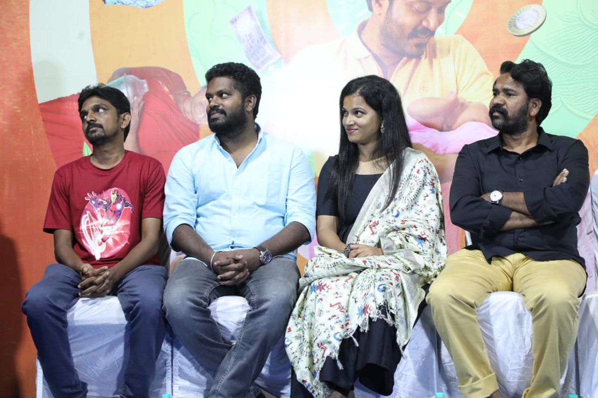 KollywoodStreet's tweet photo. #Kudumbasthan Success &amp; Thanks Giving Meet On The Floor Now 🥳

#Manikandan | #SaanveMegghana https://t.co/QqbWigiX2T