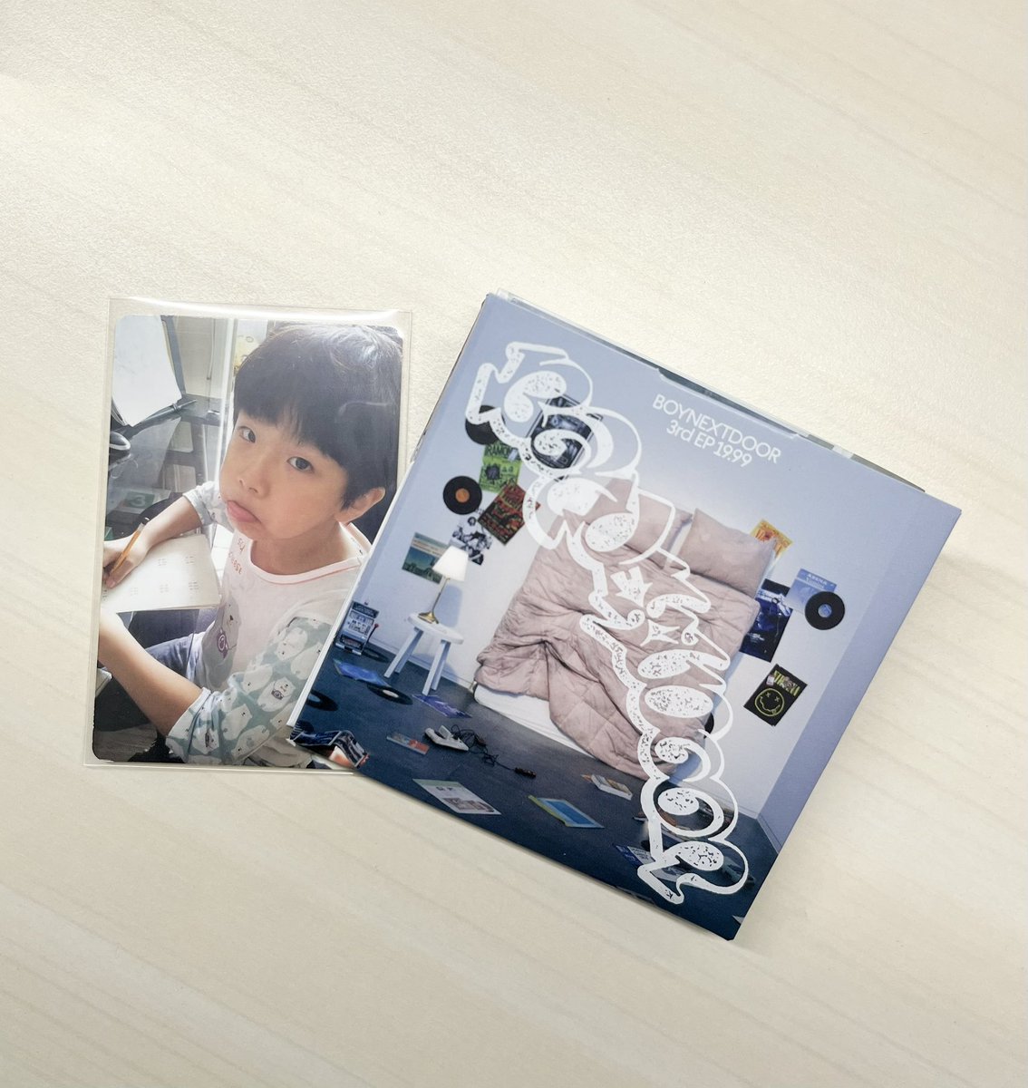 으악 tweet media