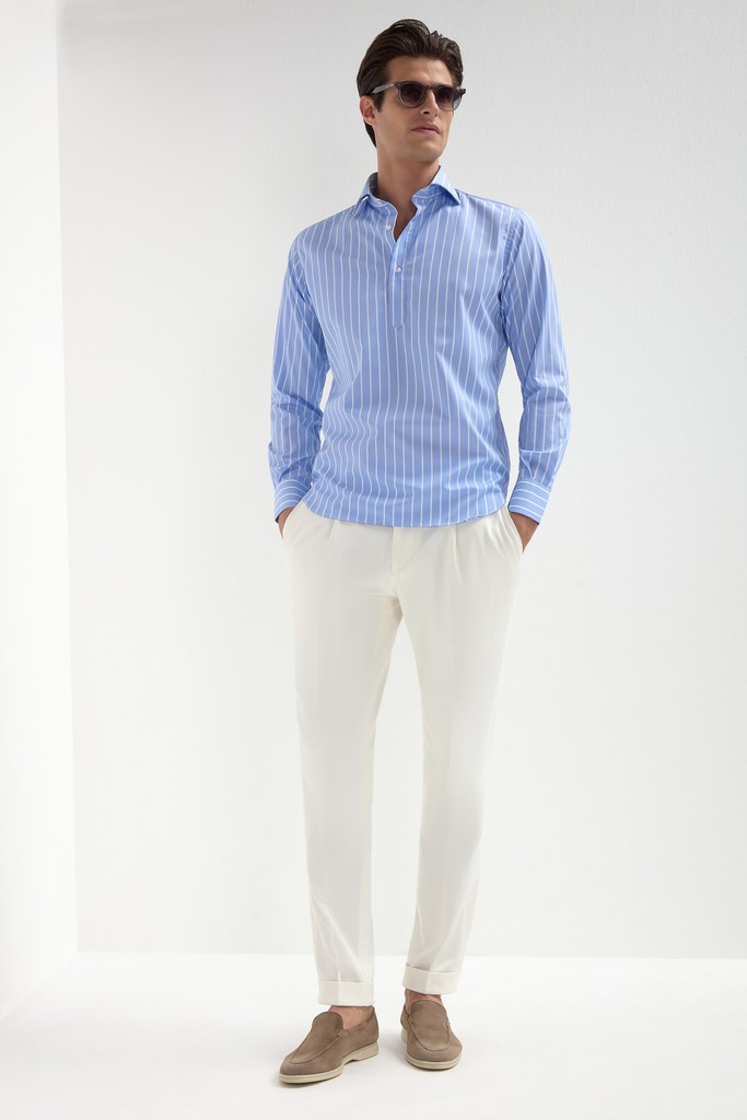 ParmaPini's tweet photo. ☀️ The Portofino Popover Shirt is crafted from 100% premium cotton, woven in Italy by Canclini, ensuring unmatched softness and breathability. 

https://t.co/wU0pH8Typ9

#piniparma #springstyle #springoutfit #newcollection #madeinitaly #italianway https://t.co/2qt1uYGYkH