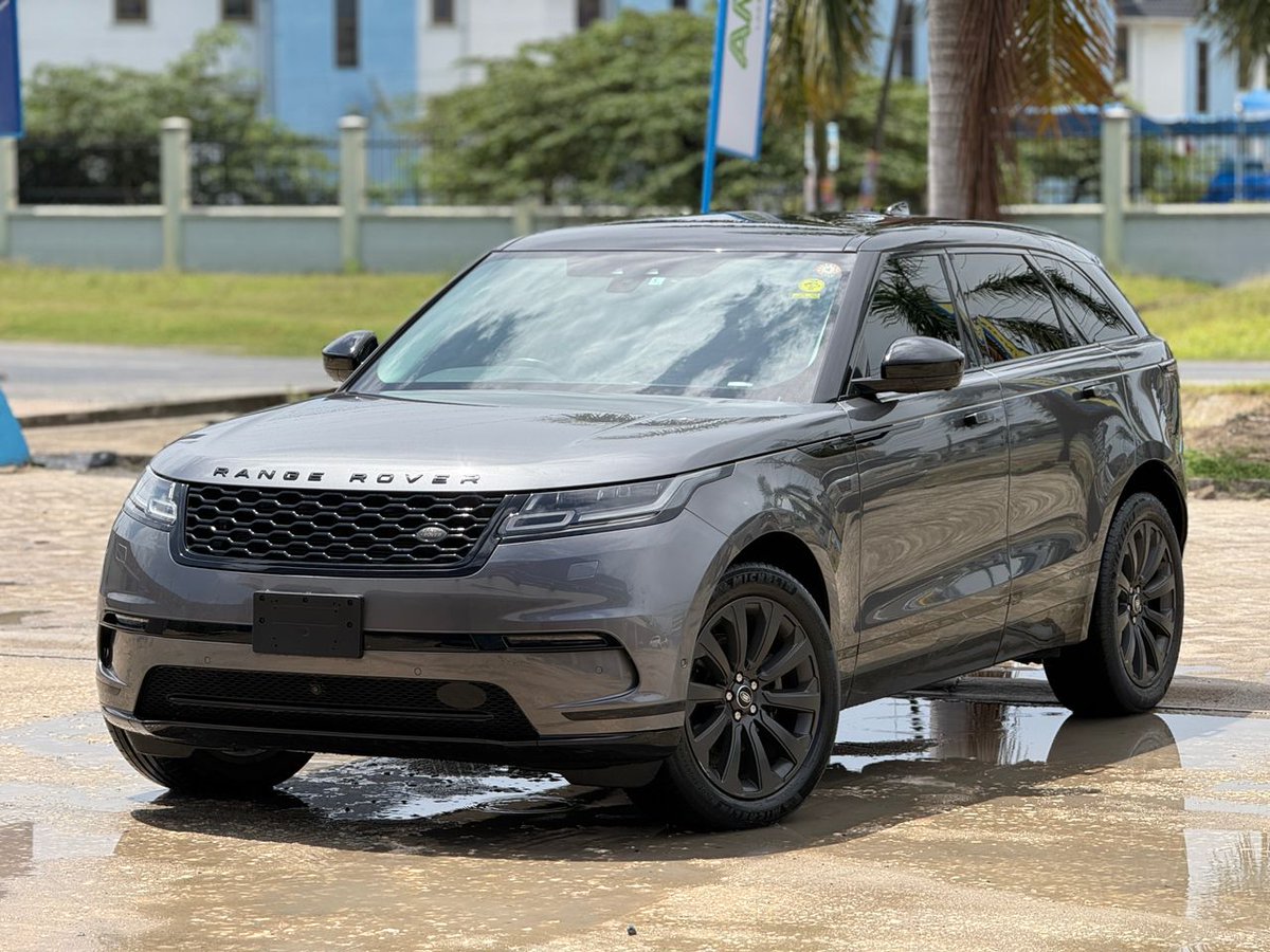 jowzeyautodeals's tweet photo. Make: RANGE ROVER 
Model: VELAR
Year of manufacture : 2018
Fuel: Diesel
Exterior Color: Grey
Interior Color: Black
Leather seat 
Low mileage 
Recently Registered 
Registration: EGL

Price: 139,000,000/=
Plus transfer of ownership ✔️
☎️+255 756 325972 ✔️ https://t.co/TkRSSW7ZZA