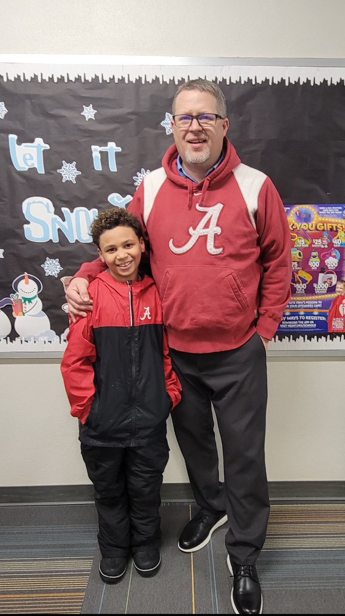 Mason is the arguably the biggest <a href="/UA_Athletics/">Alabama Athletics</a>  fan in Minnesota. His love for <a href="/AlabamaFTBL/">Alabama Football</a> &amp; <a href="/AlabamaMBB/">Alabama Men’s Basketball</a> is second to none.  We had a little bet on the Iron Bowl and he finally made me pay up. #RollTide