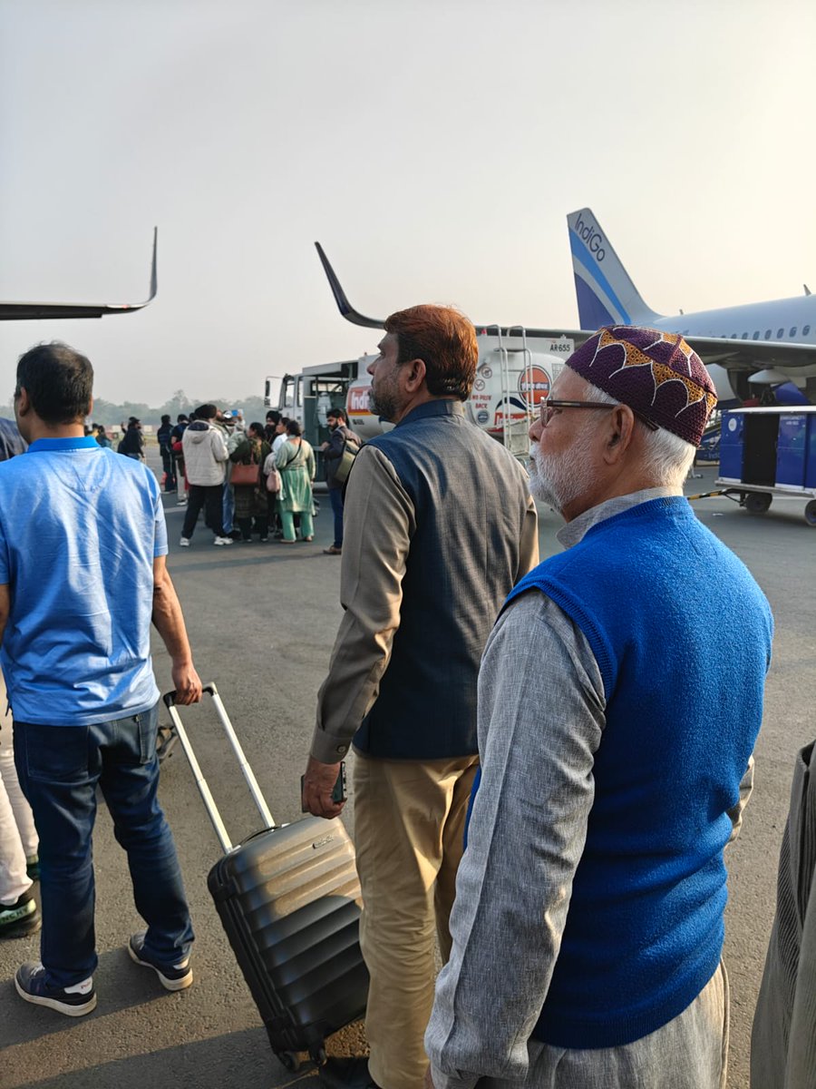 MehdiHa67774942's tweet image. दिल्ली के लिए रवाना हुए! 

@AIMIM4Bihar1 प्रदेश अध्यक्ष सह अमौर विधायक @Akhtaruliman5 और AIMIM राष्ट्रीय प्रवक्ता सह युवा प्रदेश अध्यक्ष @AadilHasanAdv1 साहब और इंजीनियर आफताब साहब जनरल सेक्रेटरी!

@asadowaisi #DelhiElection2025 #aimim #Okhla #Mustafabad