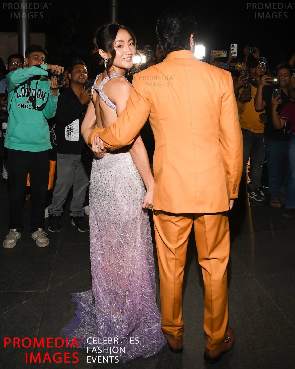 pooja105pj's tweet photo. Together 🔥🔥🥰🥰

#KaranveerMehra #ChumVeer #ChumDarang https://t.co/FjwushlY60