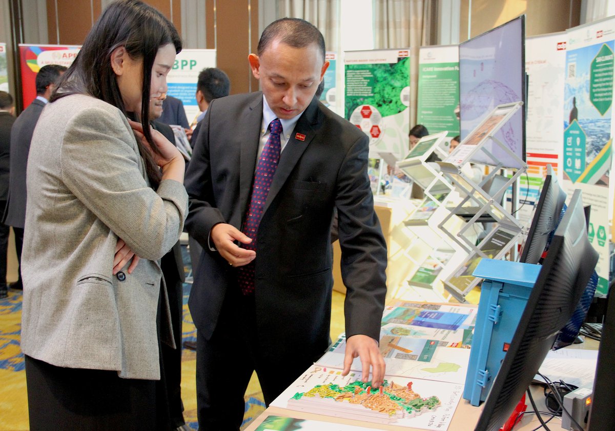 ADPCnet's tweet photo. #RCC18 wasn’t just about engaging in discussions during the sessions — it also featured an exhibition area where participants explored the scope of @ADPCnet's work! What stood out to you the most at the displays?
Let us know in the comments below 👇
🌐https://t.co/I2OhunnDw0 https://t.co/Tu7czUvXOx