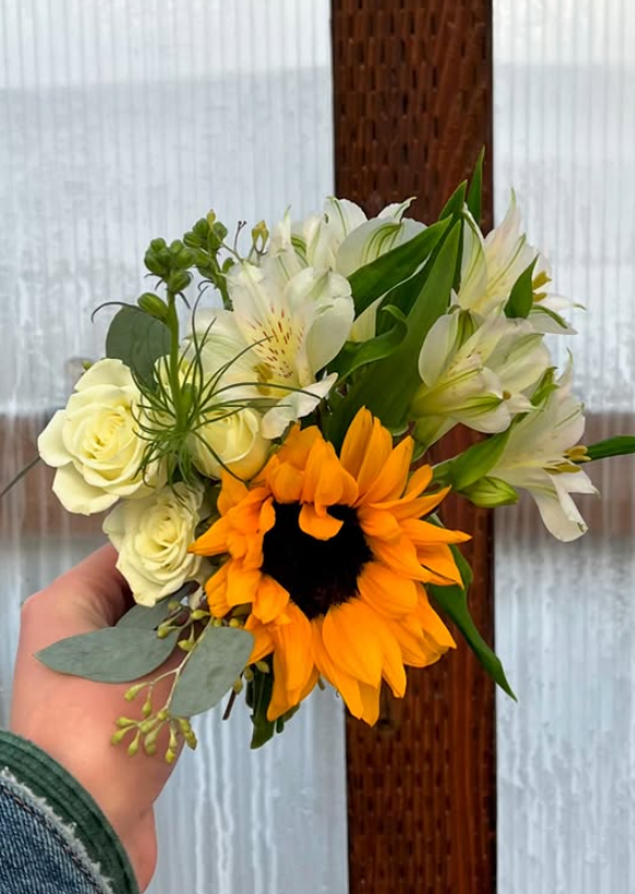 Wind Mill Floral Studio tweet media