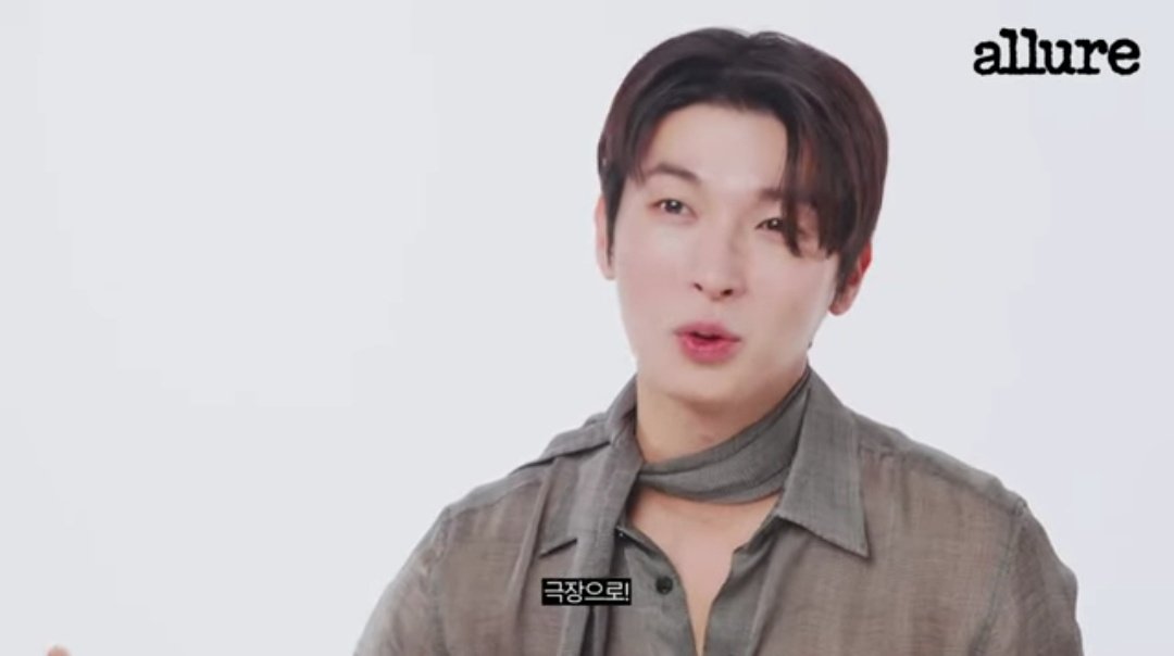 openmindforphk's tweet photo. 착장이랑 헤어 머선일🥰 https://t.co/bVNGRPSJBl