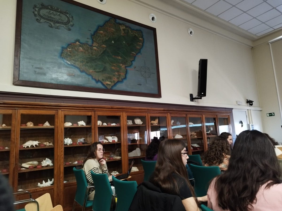 Pertierra Lab Research Group (@pertierralab) on Twitter photo 🙌Cerramos hoy el curso de Análisis de Nicho Ambiental 🗺️ que hemos estado impartiendo a lo largo de la semana en el <a href="/mncn_csic/">Museo Nacional de Ciencias Naturales</a> 🏛️
Muchas gracias a todas las participantes ♥️ ha sido un placer compartir este espacio de aprendizaje y debate con vosotras 🙌Cerramos hoy el curso de Análisis de Nicho Ambiental 🗺️ que hemos estado impartiendo a lo largo de la semana en el <a href="/mncn_csic/">Museo Nacional de Ciencias Naturales</a> 🏛️
Muchas gracias a todas las participantes ♥️ ha sido un placer compartir este espacio de aprendizaje y debate con vosotras