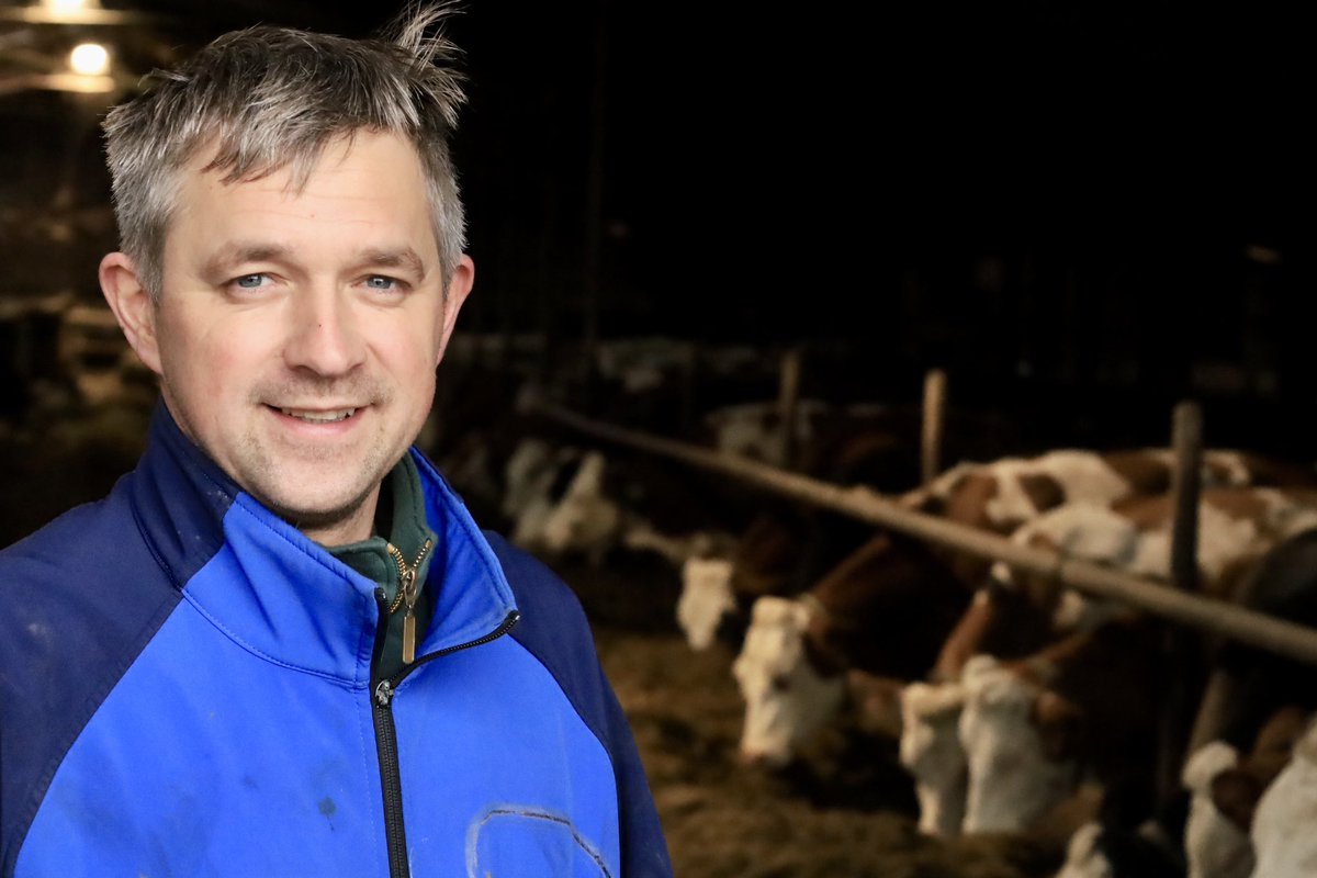 Dit gaat me aan ‘t hart: misschien wel de meest biologische en regeneratieve melkveehouder langs de IJssel worstelt met zijn voortbestaan. Albert Hassink uit Oene praat er openhartig over: onzeijssel.nl/verhalen/522/h…