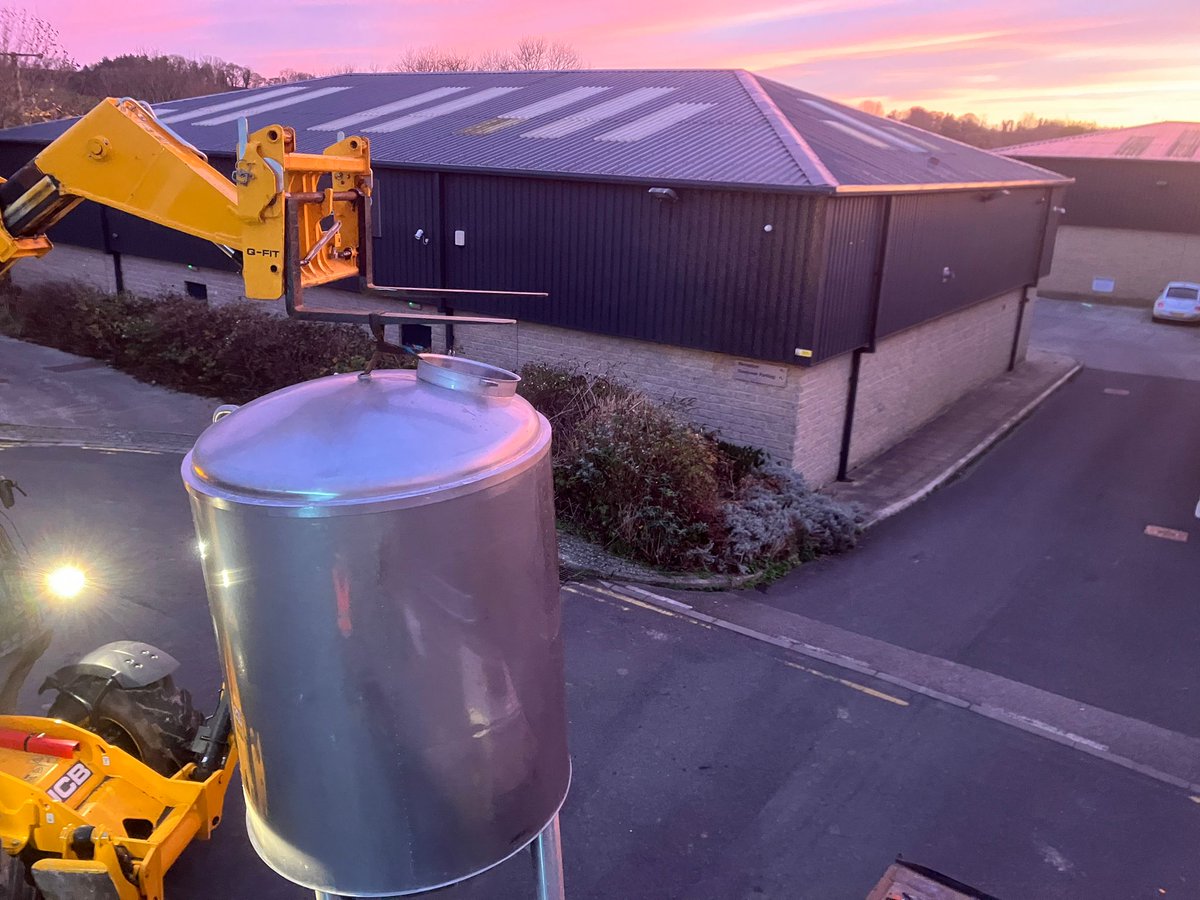 We are expanding as a brewery - and no, we don’t mean our post-Christmas waistlines 😂

We’re pleased to share that we have taken the lease on the building next door, and we have also bought a new brew kit to put in there.

We can't wait for the new opportunities this will open!