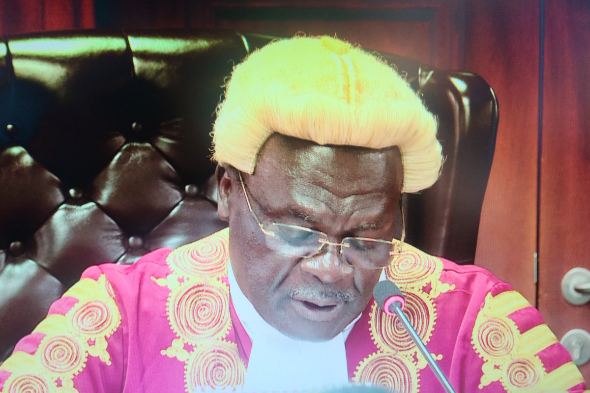Uganda Law Society (@ug_lawsociety) on Twitter photo GENERAL COURT MARTIAL vs CIVILIANS D-DAY
<a href="/ac_owinydollo/">Alfonse C. Owiny - Dollo</a> : Anyone without any professional training can become a 'judge' in army courts just like picking any lawyer in town and taking them to the theatre to operate on patients yet the lawyer might not even know the difference GENERAL COURT MARTIAL vs CIVILIANS D-DAY
<a href="/ac_owinydollo/">Alfonse C. Owiny - Dollo</a> : Anyone without any professional training can become a 'judge' in army courts just like picking any lawyer in town and taking them to the theatre to operate on patients yet the lawyer might not even know the difference