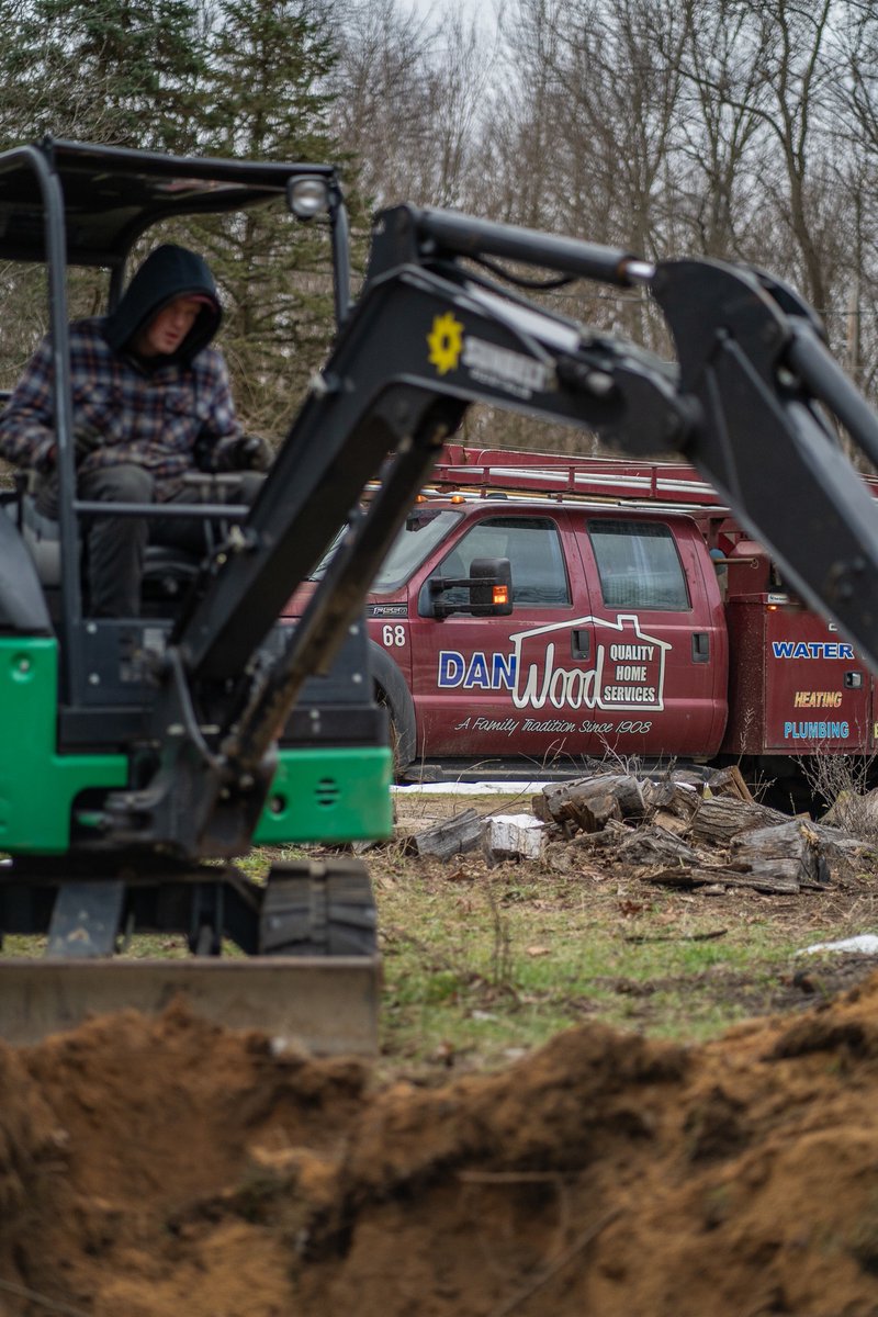 We’re out here braving the cold so you don’t have to. Whether it’s a burst pipe or a stubborn clog, we’ve got your back.

 #kalamazooplumbing #plumbinglife #plumbingservices #homeservices #michiganplumbing #danwoodcompany