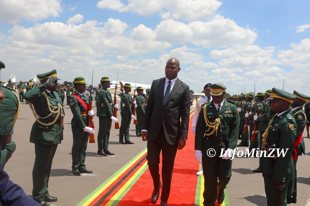 GondaiMutongi's tweet photo. His Excellency, President Daniel Chapo of the Republic of Mozambique, has arrived in Harare for the SADC Extraordinary Summit of Heads of State and Government
#ExtraordinarySummit https://t.co/W1d0c9XYNx