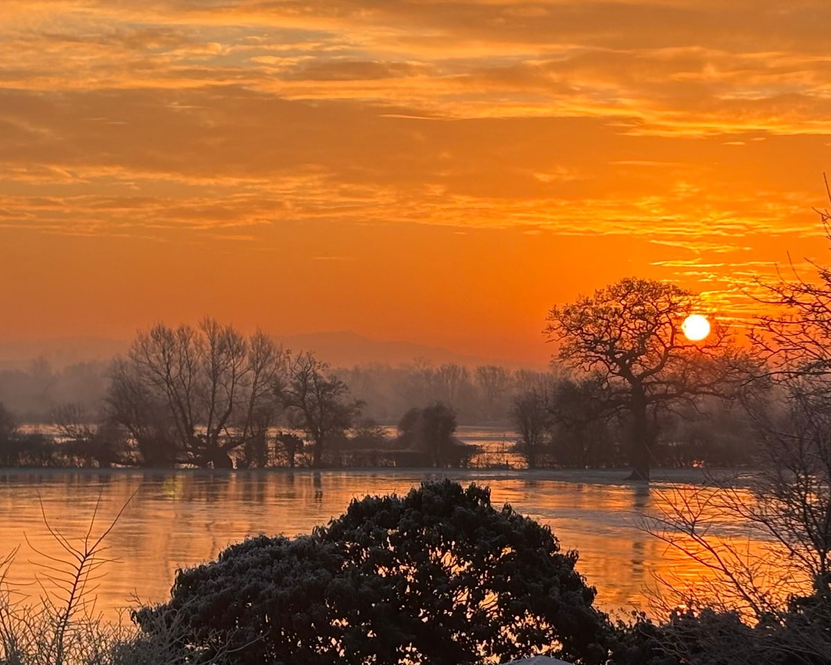 Communion Architects tweet media