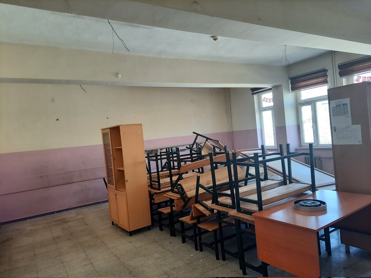 Okulumuzda tüm sınıflar ve koridorlar boyandı, tüm lambalar değişti. 2. Döneme hazırız. <a href="/KurkcuMevlana/">Mevlana KÜRKCÜ</a> 
<a href="/Murat4Kucukali/">Murat Küçükali</a> 
<a href="/ckaya21/">Cevdet Kaya</a>
<a href="/Diyarbakirmem/">Diyarbakır İl Millî Eğitim Müdürlüğü</a> 
<a href="/hani_mem/">Hani İlçe Milli Eğitim Müdürlüğü</a>