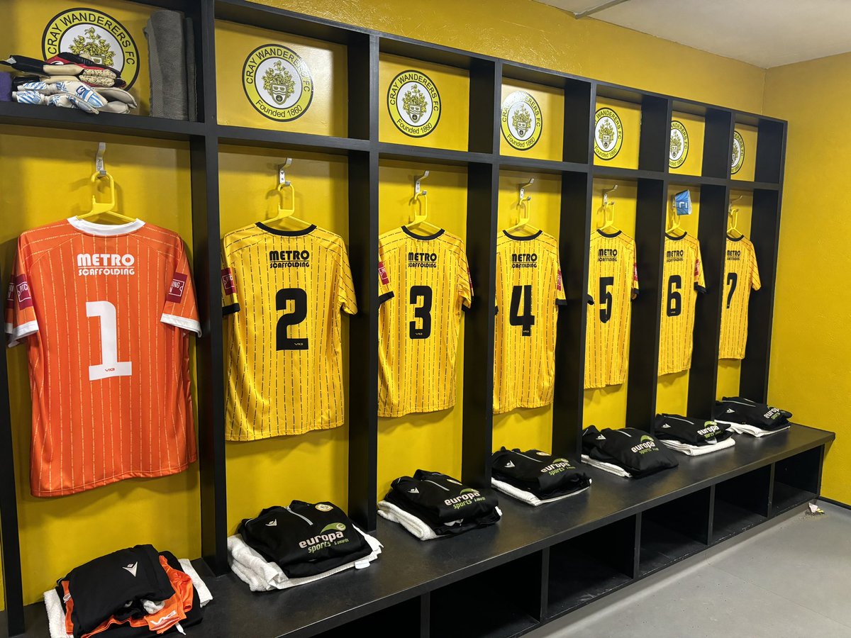 PaddyGray06's tweet image. All set for @OfficialWands game against Bognor tomorrow 

🧡🖤