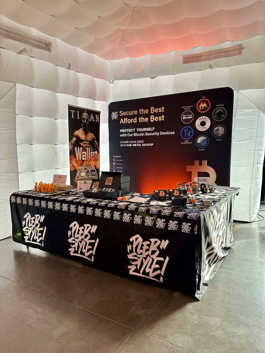 Pleb_Style's tweet image. 🇫🇷 All set and ready for the #CryptoXR opening at 1 PM here in Auxerre, France! Come find me in the #BitcoinOnly area and say hi!
