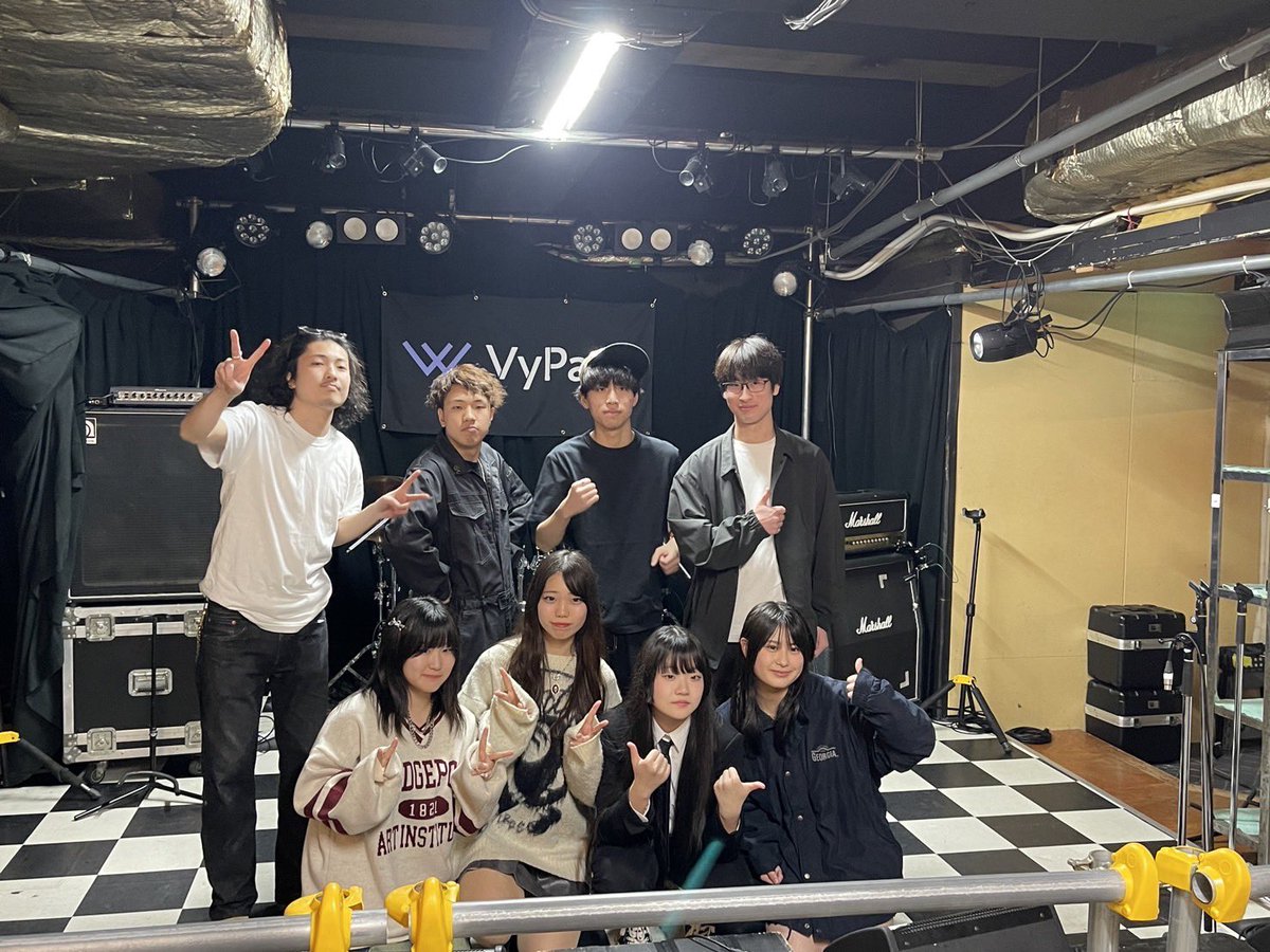 遅れましたがワンマンまたまた大成功でした！！バイパスさん、ミジンコ、来てくれた人たち、本当にありがとうございました、！またいつか暴れよう！！
