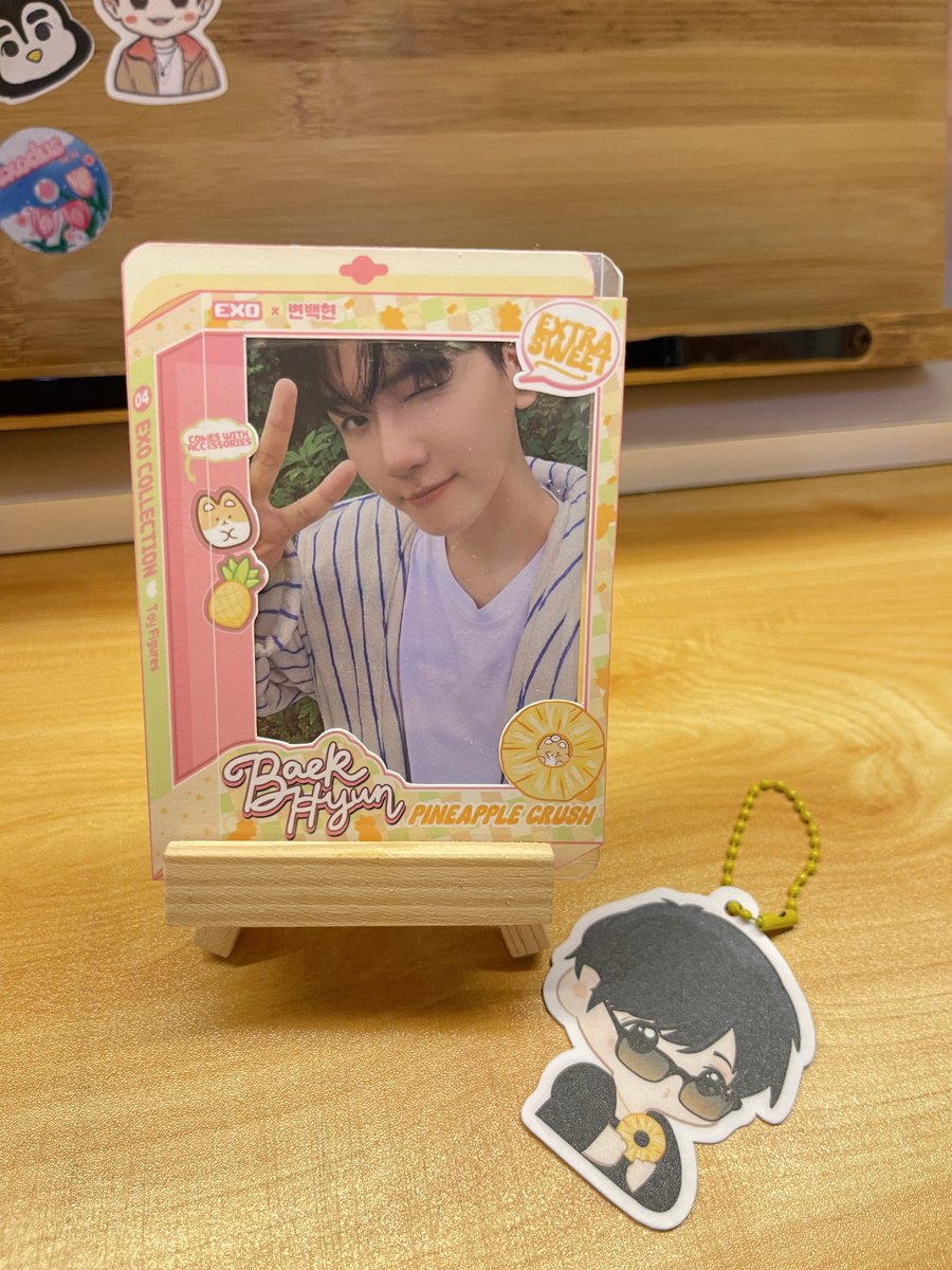 cosmilk_latte's tweet photo. freebies preview! 

finally done packing all of our freebies for sunday! really loved how the design turned out this time 🫶🏻 see u soon ☺️ https://t.co/y4Rf6zIiwB