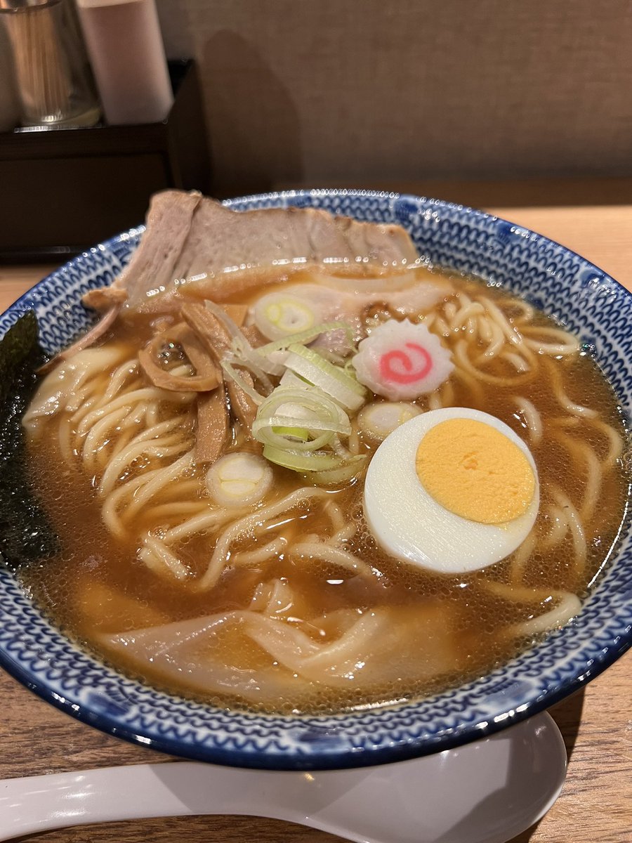 sutekiyan5's tweet photo. 船橋『大勝軒』
#船橋駅
#ワンタン麺 https://t.co/zRzb2VlAQS