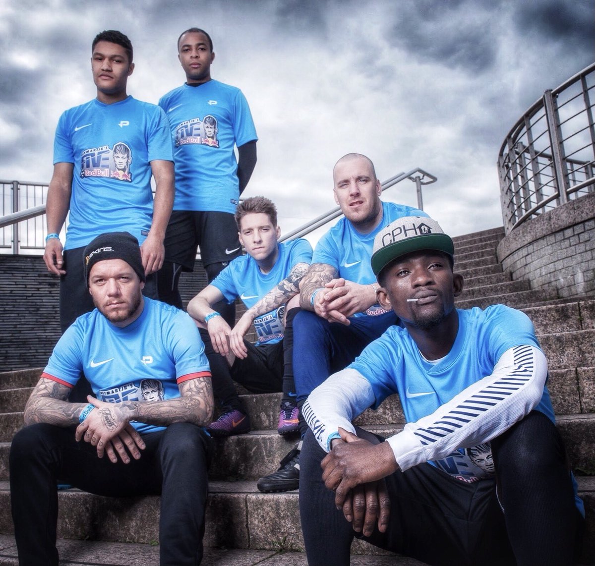 PRE TOURNAMENT POSING 📸

EVENT: NeymarjrsFive National Final
LOCATION: Newcastle-upon-Tyne
VENUE: Dockside (custom built pitch)
OUTCOME: Winners