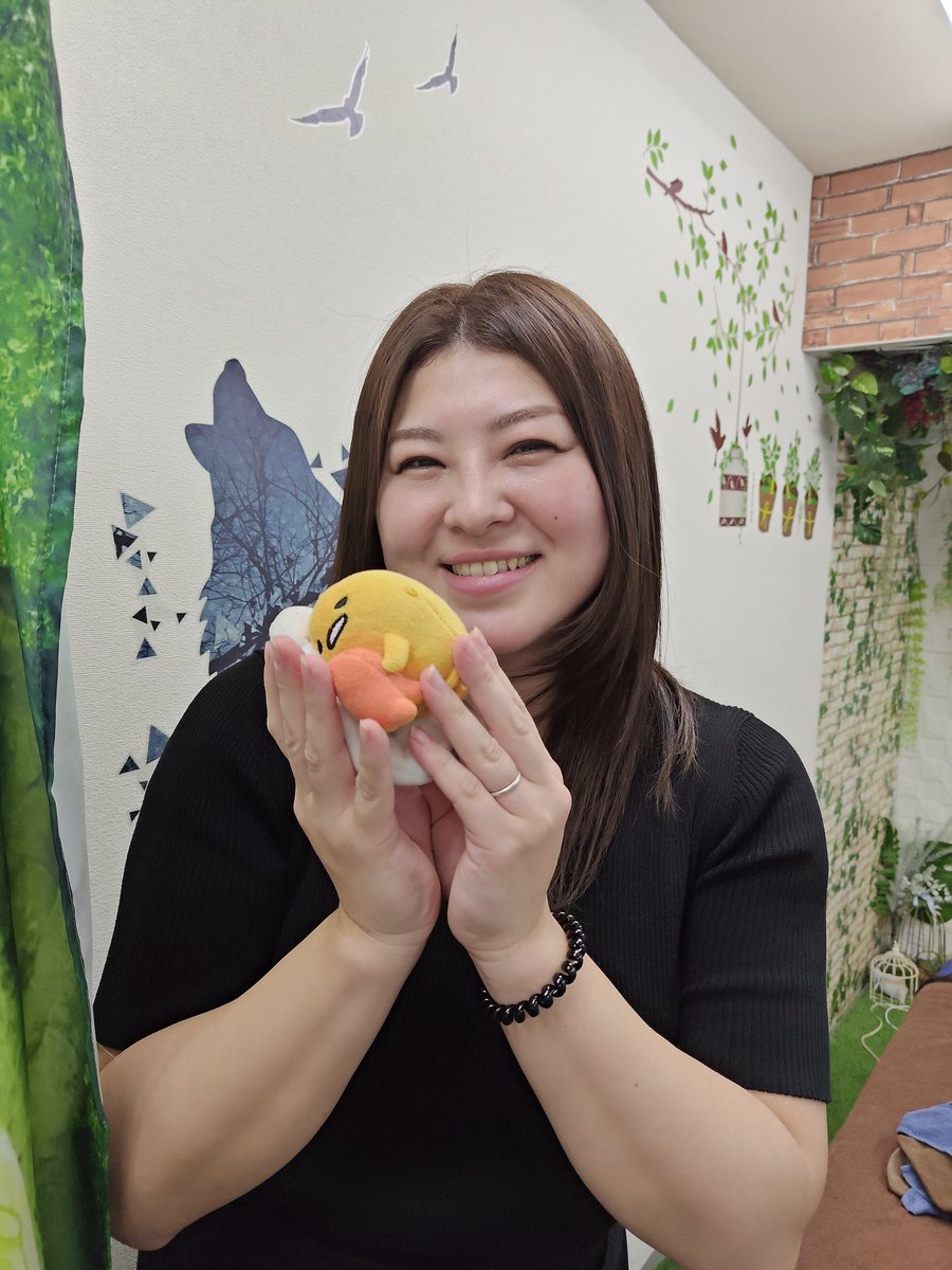 aApzVbfyghz2rLk's tweet image. 身体のメンテナンス。
そんなわけで、#谷上 へやって来ました。仕事帰りで立ち寄れるのは何かと便利ですわ。（1〜3枚目）

繁忙期に入る前にしっかりほぐしてもらいます。
まぁ、明日も谷上へ行きますけど。（4枚目）

#masae
#HOWL
#ハウル
#兵庫県
#神戸市北区