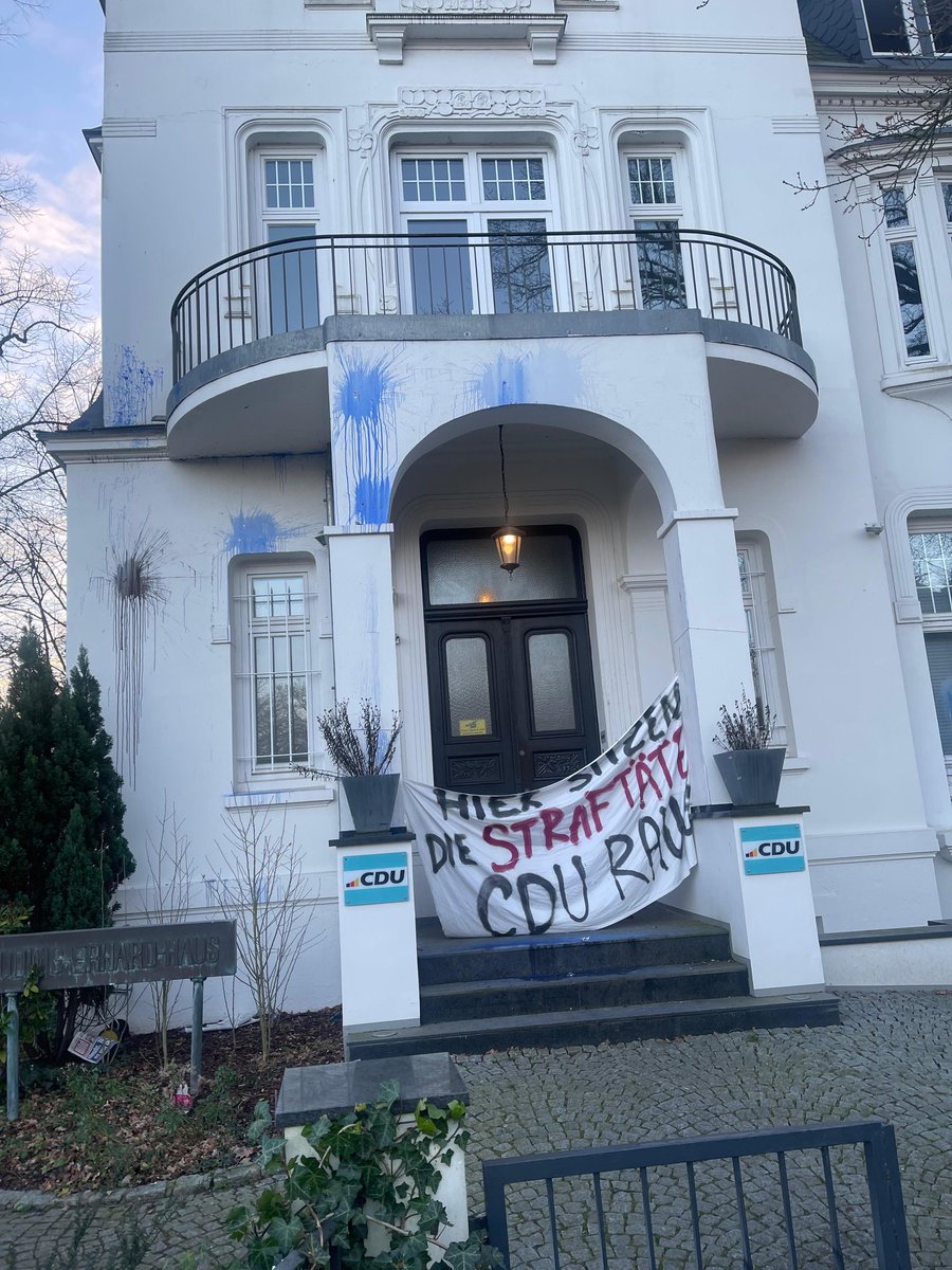 Dennis Thering tweet media