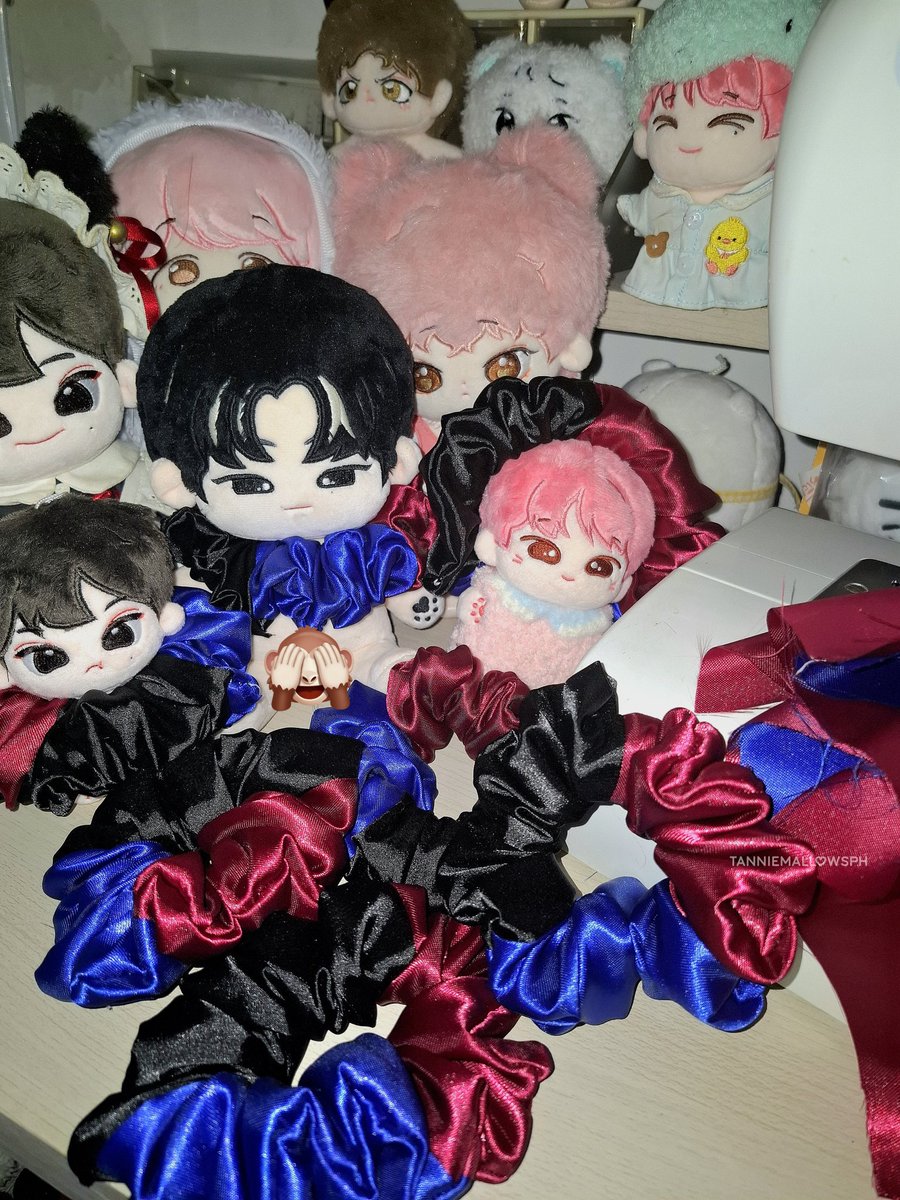 TannieMallowsPH's tweet photo. wtl freebies~

should i continue with the tricolor or just go with per color na lang? 🥺 https://t.co/6dEXuxCTsj