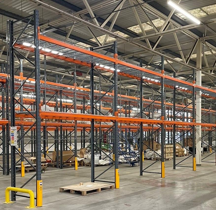 Advancedh's tweet image. Happy Friday! 🤩 ✨ 
Get in touch if you need New or Second Hand pallet racking, mezzanine floors, mesh decks or Longspan shelving. We can supply, deliver and install!
🟨 0880 345 7088
🟨 sales@advanced-handling.co.uk
🟨 lnkd.in/et_Pm_R
#palletracking #warehouse