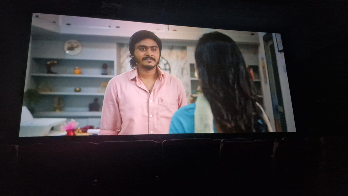 Hari Bhaskar Anna, Na ungala Youtube days la erundhey pakuren,Unga padam vantrukunu poster pathutu nera Theatre ku pogi pathutu vandhuten, Padam supera erunthuchu..Wishing you many more successful films ahead. Keep entertaining us! #Loveyouanna