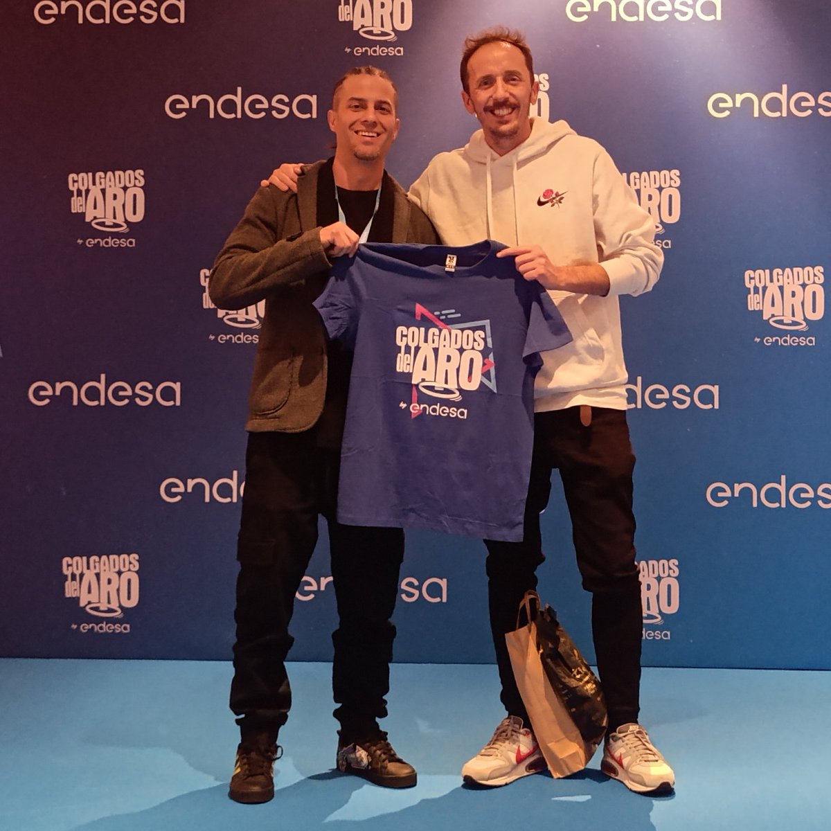 fíjate 🤪 
hace q no pasaba por X  ...  <a href="/PabloLolaso/">Pablo Lolaso</a> 
como está el patio?