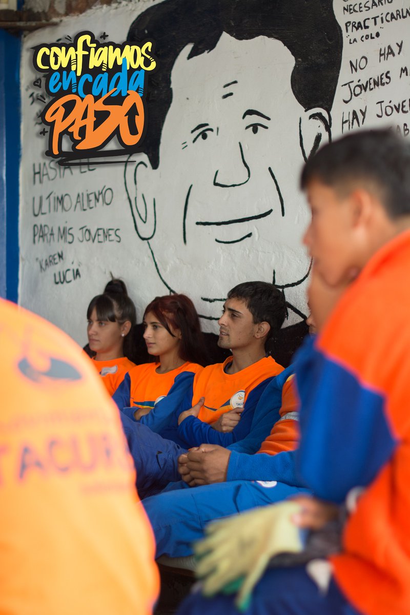 Siempre del lado de los niños/as, adolescentes y jóvenes, educando con cercanía y corazón. Siguiendo su sueño y su legado, Feliz Fiesta de Don Bosco! <a href="/salesianosuy/">salesianosuy</a>