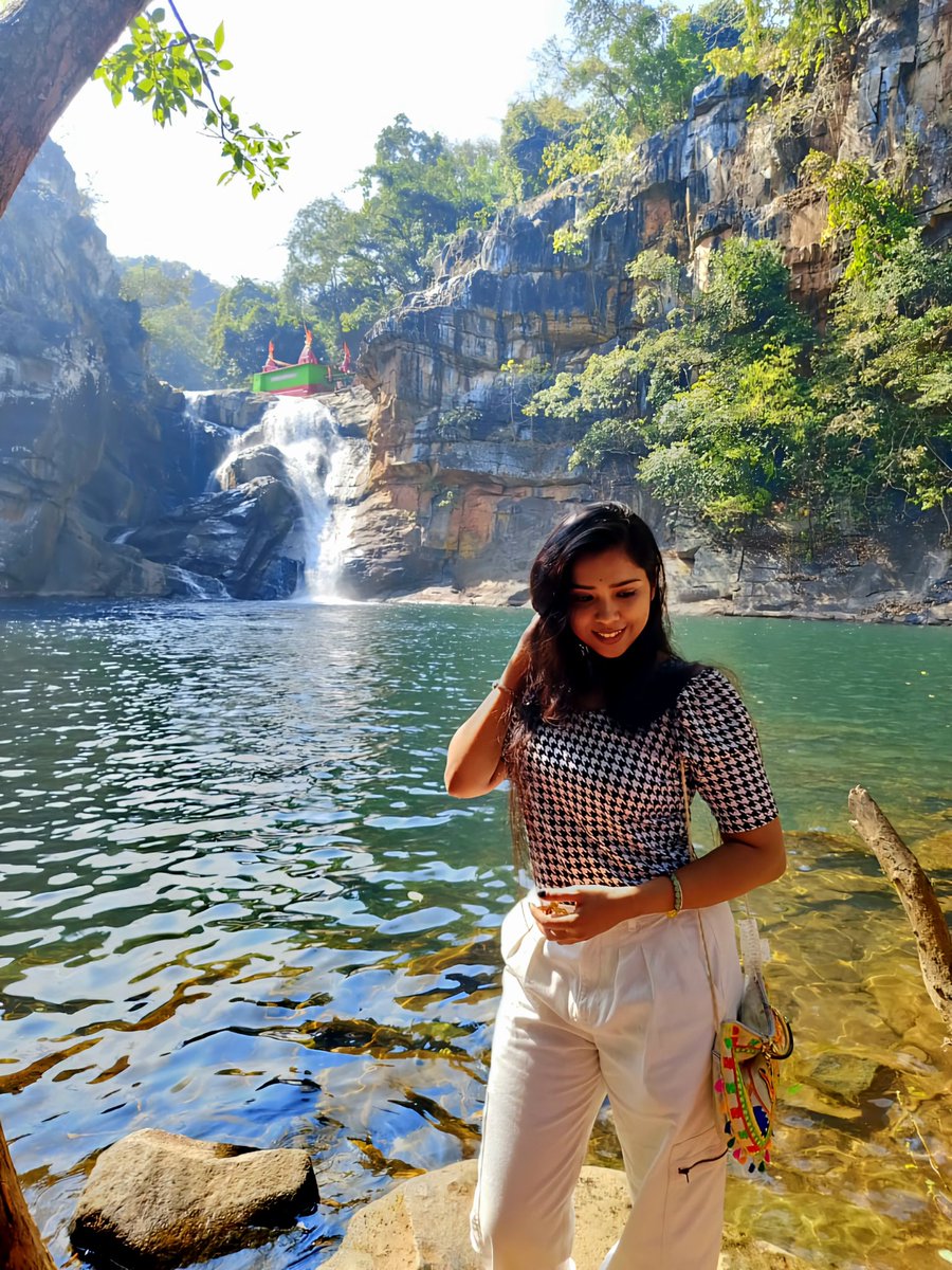 DebasmitaChat16's tweet photo. Devkund Waterfalls ❤️

Thank you Krishna De kakima photo ta r jonno ..khub pochonder chobi ❤️ 

#devkundwaterfall #devkund #devkundwaterfalltrek #orissa #balasore #Kuldiha https://t.co/aNAZHUMJpO