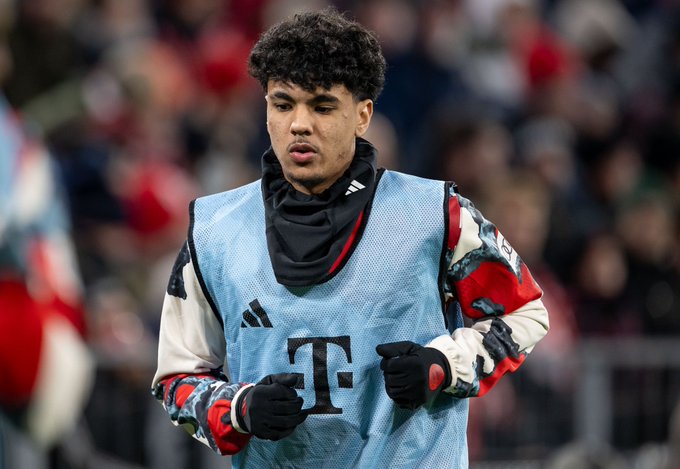 MunchenFRBL's tweet photo. Le plan pour Aznou est d'être prêté avant la date limite de lundi. Si tout va bien, il devrait rejoindre un club de Bundesliga en prêt bien que ce genre de mouvement est difficile à faire en si peu de temps. (Source : @Plettigoal ) https://t.co/am96vEtoWJ