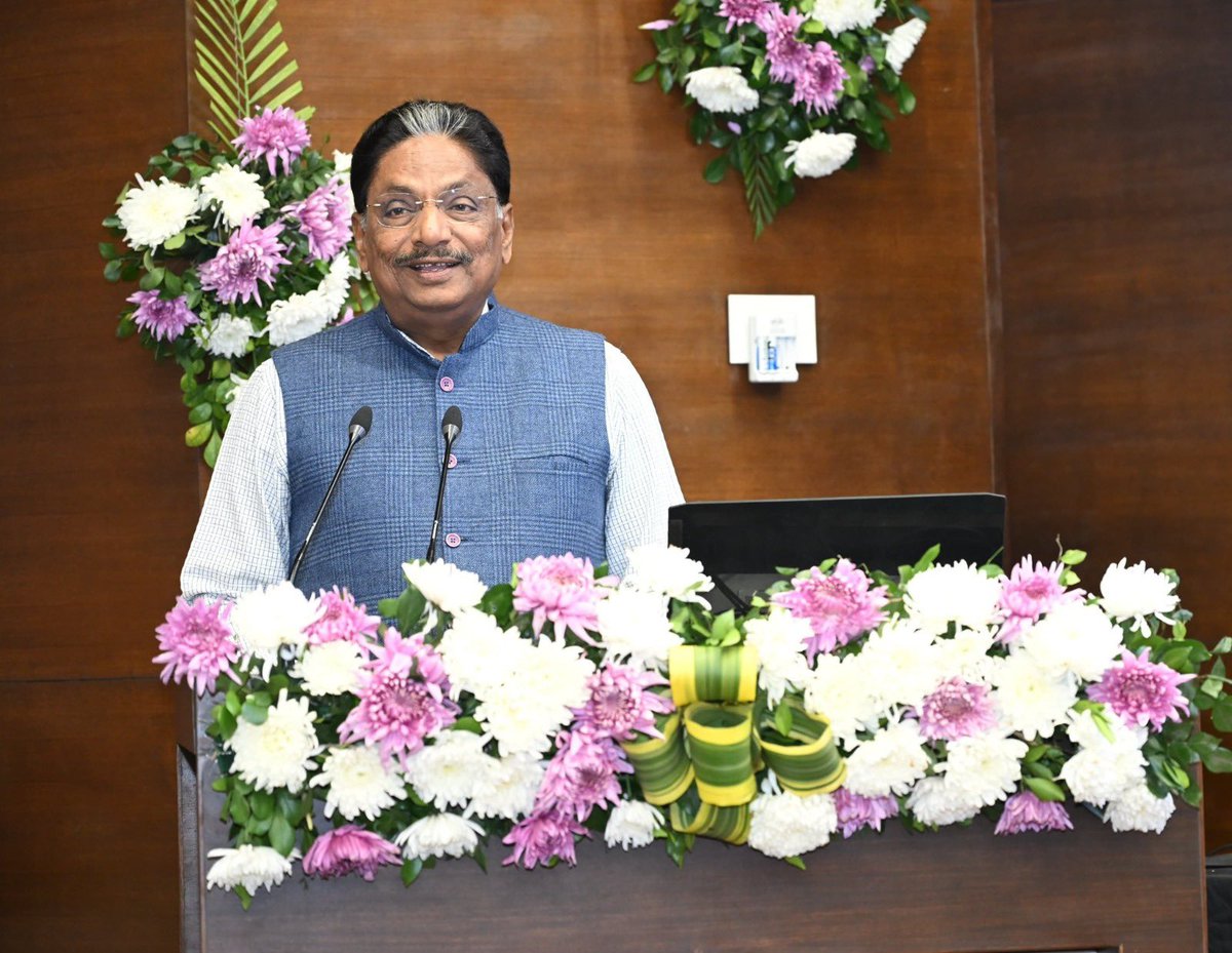 InfoGujarat's tweet photo. આરોગ્ય મંત્રી શ્રી ઋષિકેશભાઈ પટેલના હસ્તે રાજ્યકક્ષાની પ્રથમ સ્વાસ્થ્ય પરિષદ-2025નો શુભારંભ...

#HealthForAll #HealthyGujarat #HealthCouncil https://t.co/FWZgbK4gWp