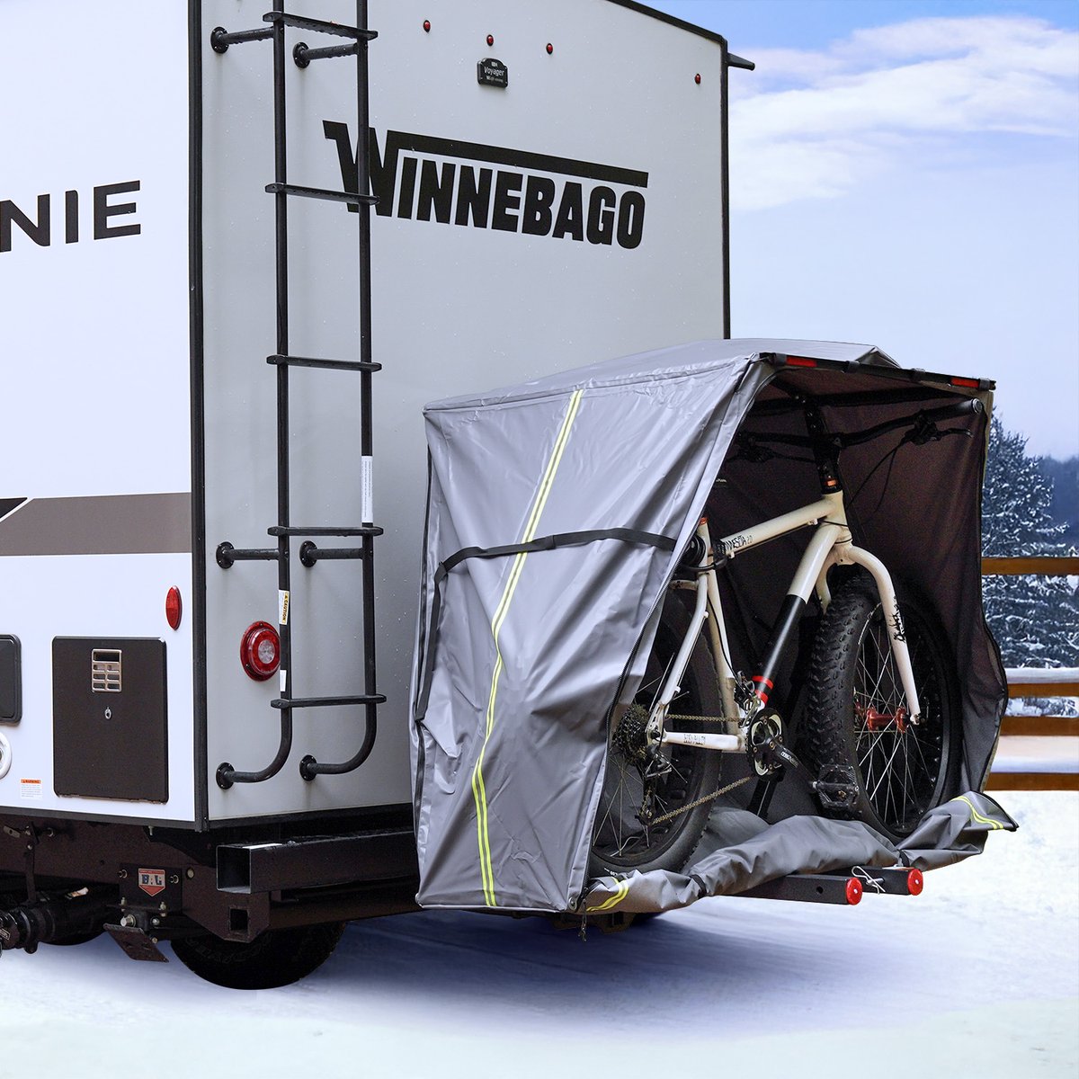 LetsGoAero's tweet photo. 🚲❄️ Winter MTB riders, how do you transport your bike?
Road salt, ice, and slush can wreck your ride. Protect it with the right transport gear!

Here's what you need: https://t.co/2aIyYWKExT

#snowMTB #winter2025 https://t.co/wCgCxWVGi4