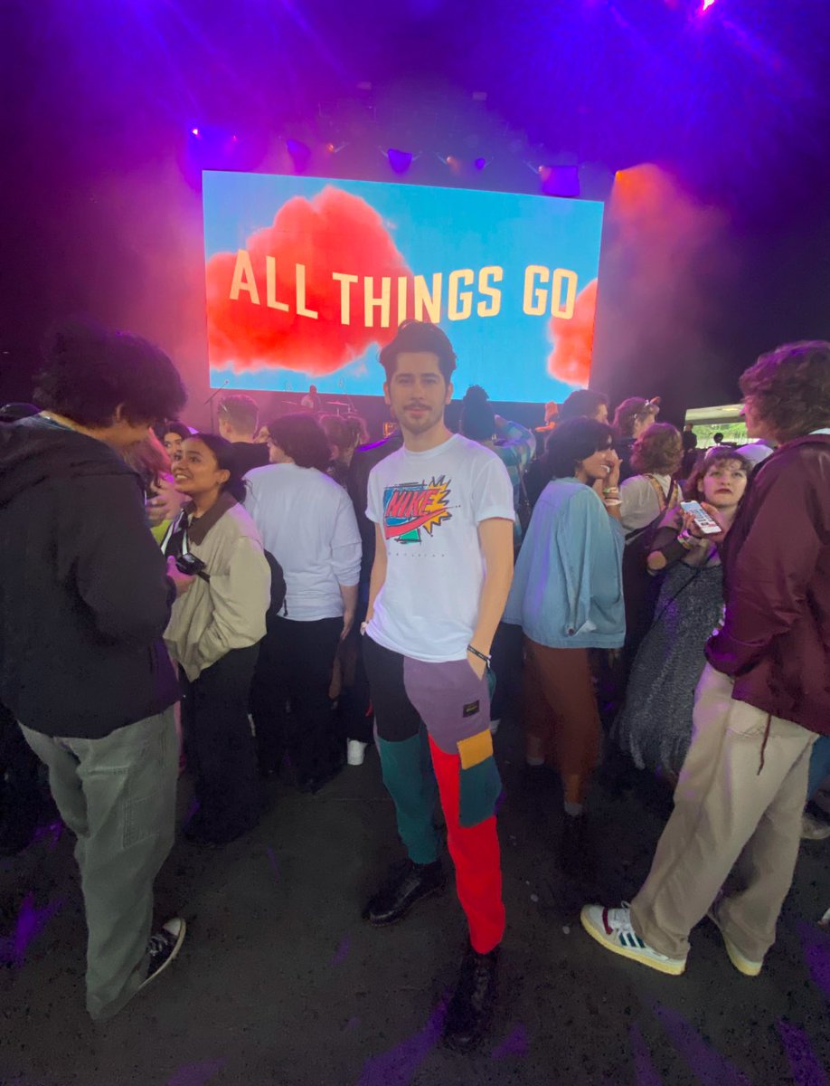 NickDoubleG's tweet photo. @BillXCD it’s like that time Kaleb stole my pants :/ https://t.co/tjmj0sn2aQ