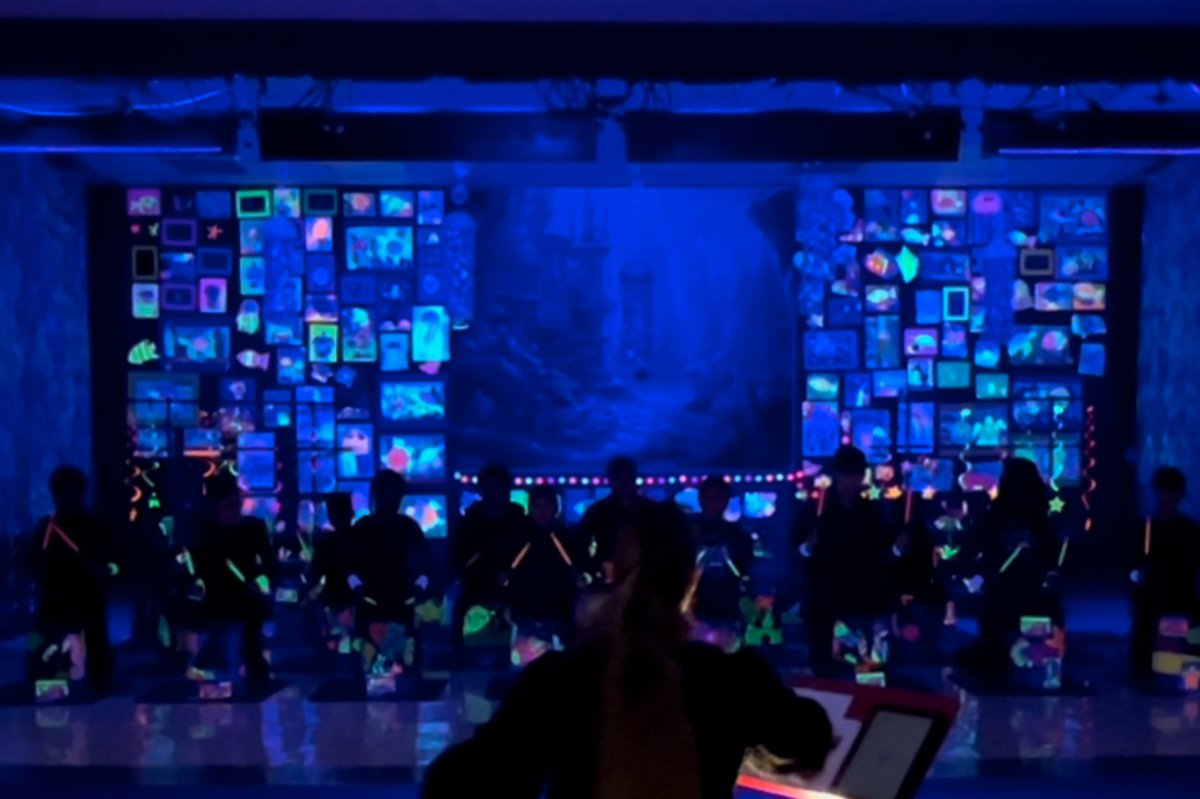 Under the Sea Glow Concert and Art Show with iconic work besties—art and music!! #workbestieselfie #hebisdpeople #hebistheplace2be <a href="/hebisdpeople/">HEB ISD People</a> <a href="/SouthEulessHEB/">South Euless Elem.</a>