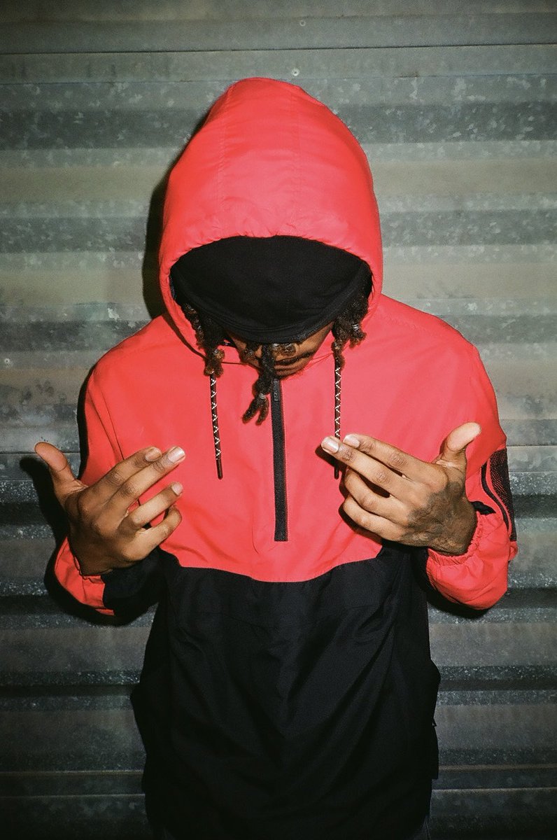 RoIy69's tweet image. Smokingskul

#smokingskul