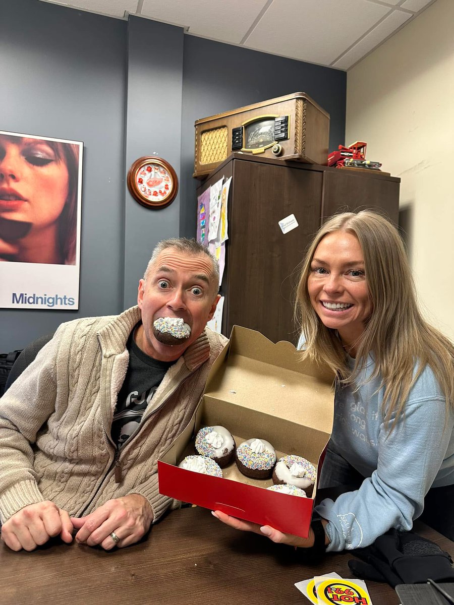 Special Olympics NL (@specialonl) on Twitter photo Some sweet, aren’t they?
Thanks Brad & Keliegh from <a href="/hot991fm/">HOT 99.1 FM</a> for supporting the Special Olympics Donut at <a href="/TimHortons/">Tim Hortons</a>! Grab yours from today until Sunday, and support the over 42,000 athletes across Canada!
#ChooseToInclude Some sweet, aren’t they?
Thanks Brad & Keliegh from <a href="/hot991fm/">HOT 99.1 FM</a> for supporting the Special Olympics Donut at <a href="/TimHortons/">Tim Hortons</a>! Grab yours from today until Sunday, and support the over 42,000 athletes across Canada!
#ChooseToInclude
