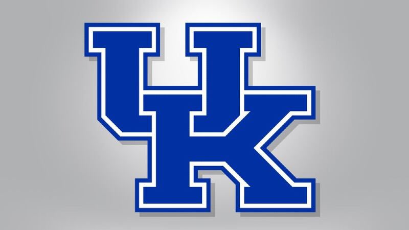 Cats_Coverage's tweet image. Call your shot now. Who wins this weekend?

Retweet - Kentucky Wildcats 
Like - Arkansas Razorbacks