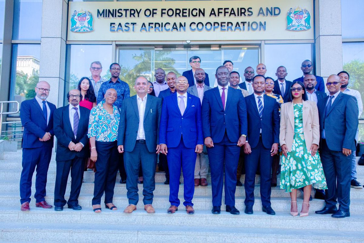 On January 31st, 2025, the High Commission of the United Republic of Tanzania to the Republic of South Africa hosted a meeting with representatives of the South African business community and investors at the Ministry of Foreign Affairs and East African Cooperation’s Sub-Office