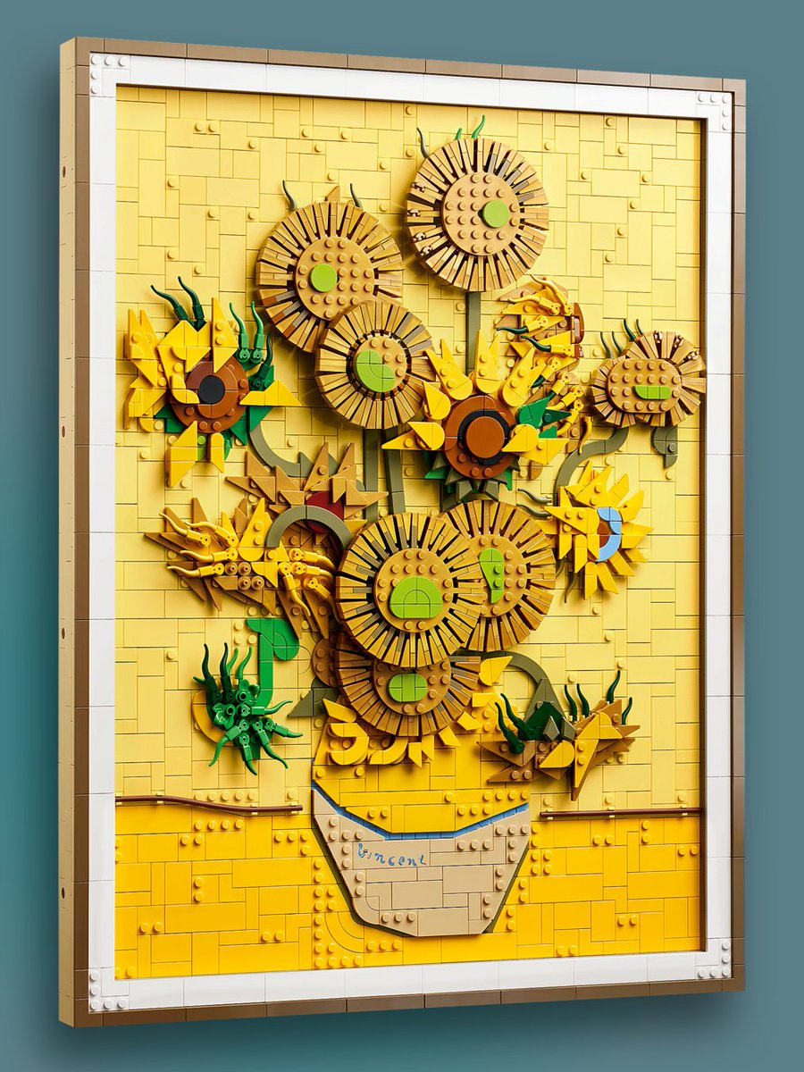 Gamrok's tweet image. The next Lego Art set will be Vincent Van Gogh's Sunflowers 🌻 🎨 

➡️ lego.com/en-us/product/…

Very nice, but also very big: 21 in. (54 cm) high, 16 in. (41 cm) wide!

#LEGO #LegoArt #Lego31215 #Sunflowers #VanGogh #Art