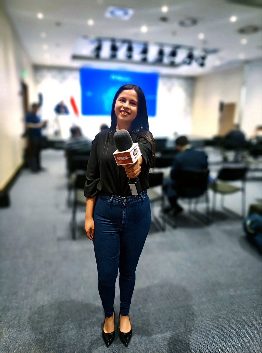 AlailaSanabria's tweet photo. La Ofi de hoy... ❣️⚽
Sorteo de las formativas APF, para @deportetotal780 @780am @megatvpy.
#deporte #futbol #paraguay #Periodismo #copaprimera #formativas https://t.co/9vzBsXBGkP
