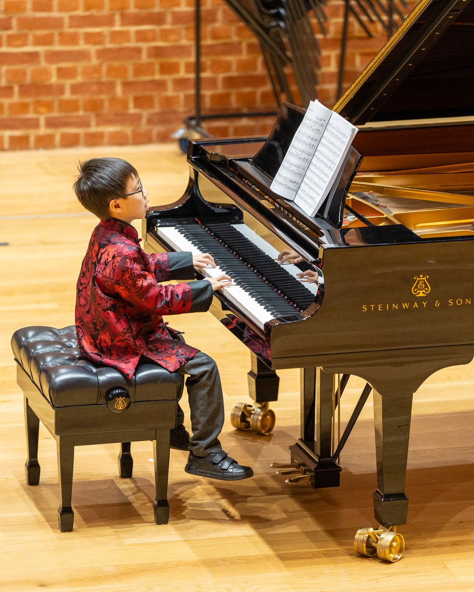 KCJSWimbledon tweet media