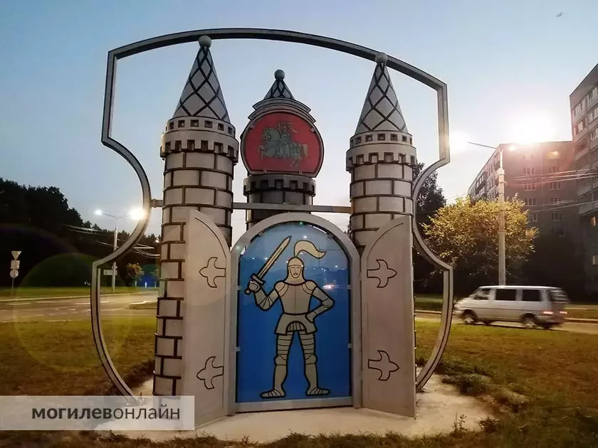 hodnaby's tweet photo. 1 лютага 1661 Магілёў ўзнялі паўстанне супраць маскоўскіх захопнікаў. Пад вокліч "Пара! Пара!" бурмістр Язэп Левановіч павёў гараджан у бой. За знішчэнне гарнізону Магілёў атрымаў герб!

Падрабязнасці гэтай гісторыі і шмат іншых мы расказваем на Patreon: https://t.co/2AWEjGbY8Y https://t.co/WfZpq930Gg