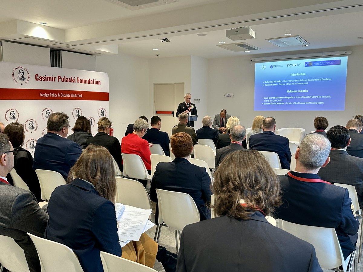 💬 Day 1: NATO officials &amp; security experts explored Ukraine’s defense reforms, lessons from <a href="/NATO/">NATO</a> enlargements, military modernization, cybersecurity, hybrid threats &amp; strengthening the defense industry. Key insights on alignment with NATO standards.